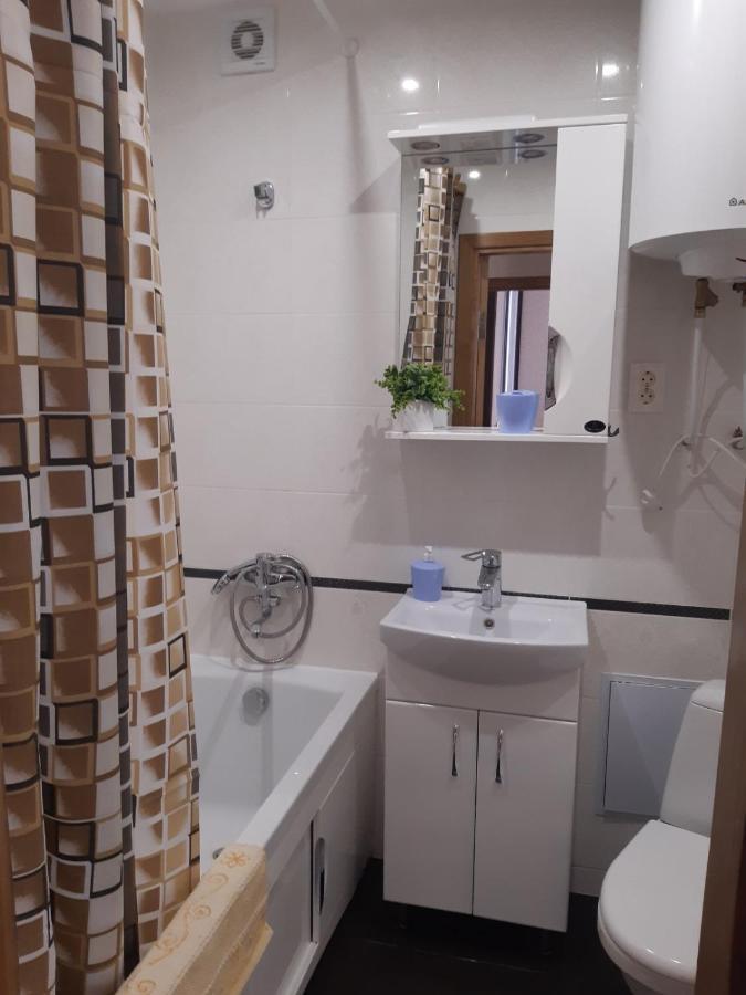 Apartamento Однокімнатна Shepetivka Exterior foto