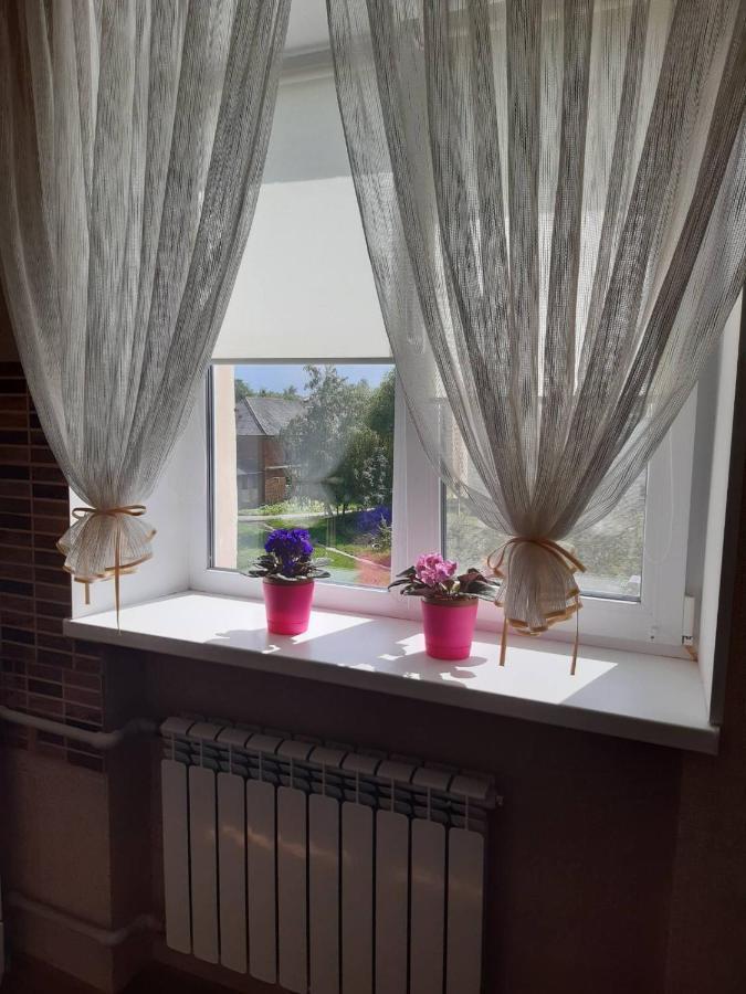 Apartamento Однокімнатна Shepetivka Exterior foto